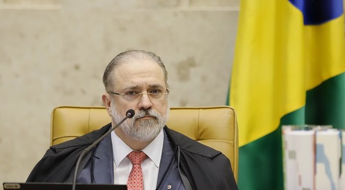 No STF, Aras defende que governadores deponham em CPI