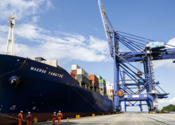 Balança tem superávit de US$ 31,76 bilhões no ano, com alta de 59,3%