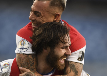 Chile recupera a memória e vence uma valente Bolívia