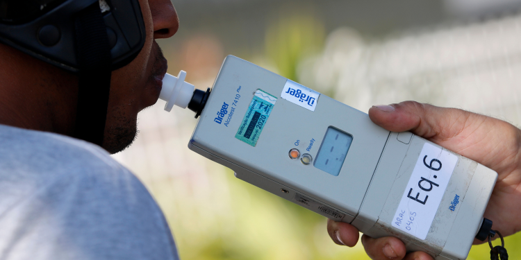 Lei seca completa 13 anos