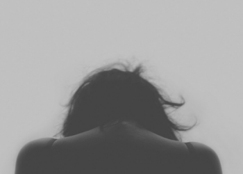 Homem agride esposa e ameaça de morte usando uma faca em bairro de Guarapuava