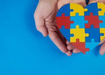 Dia do Orgulho Autista: projetos no Senado buscam inclusão