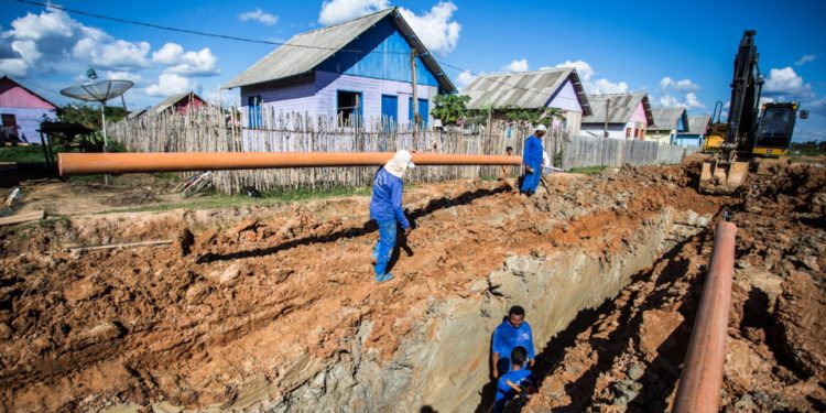 Adequação do Paraná ao Marco do Saneamento tramita com urgência e polêmica na Assembleia