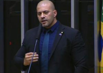 Relator rejeita cassação de Daniel Silveira e propõe suspensão de 6 meses do mandato