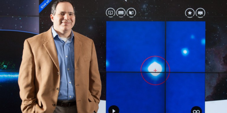 Ciência Cidadã: diretor da NASA apresenta programas que possuem a colaboração de um milhão de voluntários em todo o mundo