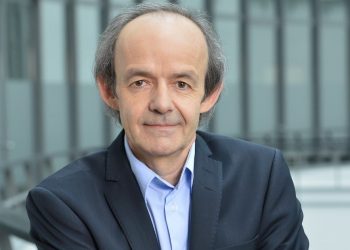 Apple contrata ex-executivo da BMW para seu projeto de automóvel