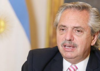 Alberto Fernándes Presidente da Argentina diz que brasileiros “vieram da selva”