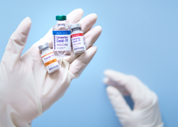 Pfizer entrega mais 936 mil doses de vacina contra a covid-19 ao Brasil (total de 2,4 milhões de doses)