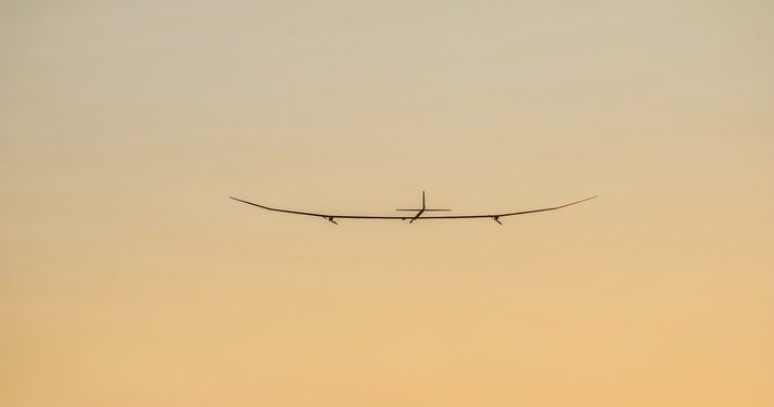 Drone movido a energia solar pode voar por um ano