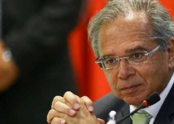 Ministro da Economia Paulo Guedes declara que PIB fica entre 4% e 5% em 2021.
