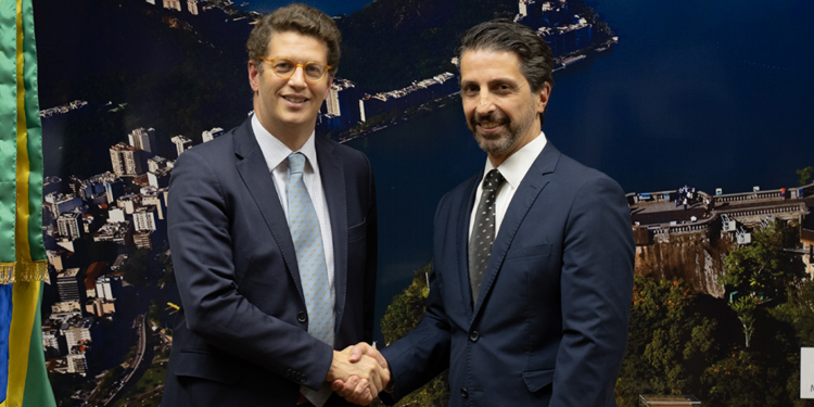 Nota à Imprensa: Sales sai, entra Joaquim Alves