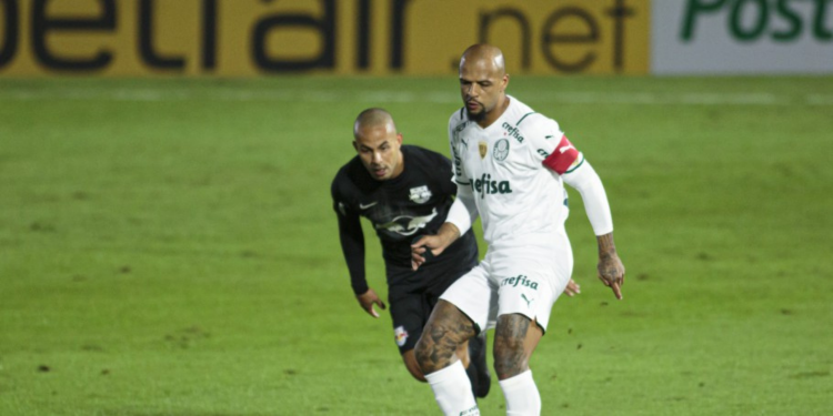 RED BULL BRAGANTINO BATE O PALMEIRAS E DORME NA LIDERANÇA DO BRASILEIRÃO