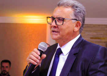 “Neste mundo vocês terão aflições; contudo, tenham ânimo! Eu venci o mundo” João 16:33