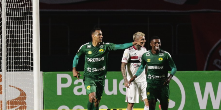 SÃO PAULO E CUIABÁ EMPATAM E SEGUEM SEM VENCER NO BRASILEIRÃO