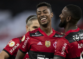 FLAMENGO SUPERA O FORTALEZA EM DUELO PELO BRASILEIRÃO 2021