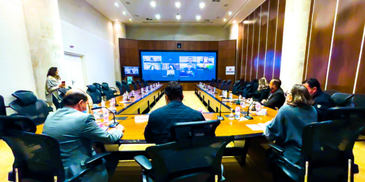 Governo estuda adoção de modelo híbrido permanente de trabalho para servidores