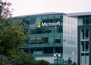 Microsoft detecta novas atividades suspeitas e acusa grupo de hackers russos