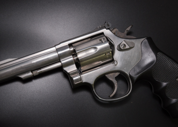 Homem é preso por posse ilegal de Arma de fogo na “Operação Tático Móvel IV”, em Guarapuava