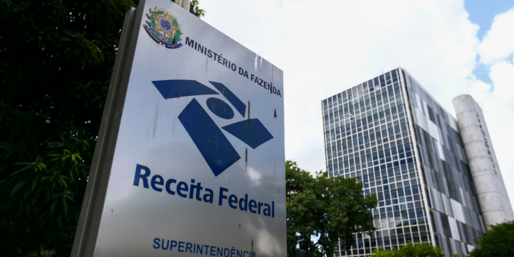 Receita registra, em maio, melhor desempenho arrecadatório desde 2000