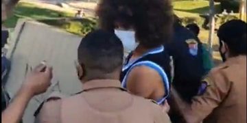 Vereador Renato Freitas é detido durante abordagem da PM em Curitiba