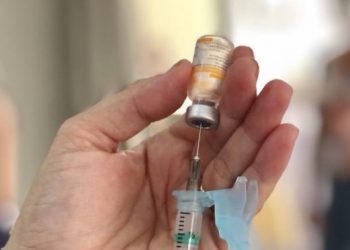 Curitiba chega a 1 milhão de vacinados com primeira dose ou dose única