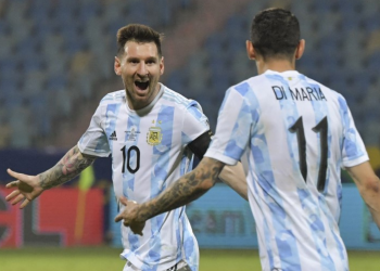 Argentina atropela Equador e garante vaga nas semifinais