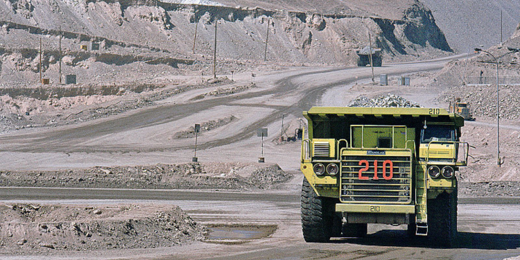 Armas, minério de ferro e eletricidade: América Latina vem se tornando o novo quintal da China