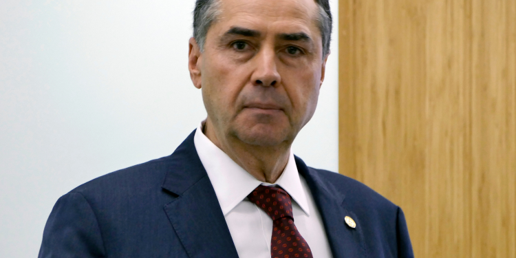 Braga Netto e Lira apontaram fake news do Estadão, diz Barroso