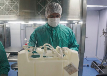 Covid-19: Fiocruz recebe neste sábado nova remessa de insumos