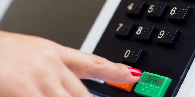 Não somos contra o voto impresso, mas repudiamos o sensacionalismo