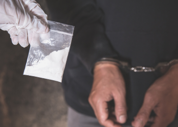 Tráfico de drogas no Pinhão, pessoas são presas