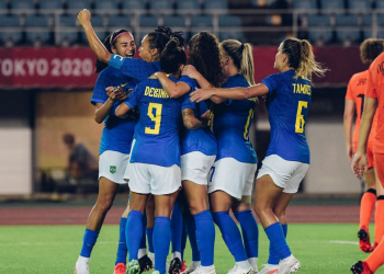 Em jogo de seis gols, Brasil e Holanda empatam no futebol feminino
