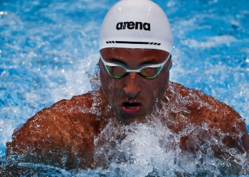 Felipe Lima garante vaga na semifinal dos 100 metros peito em Tóquio