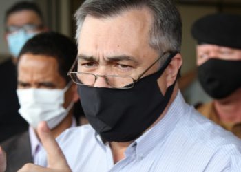 Secretário diz que espera cerca de 3 milhões de doses ao longo de agosto