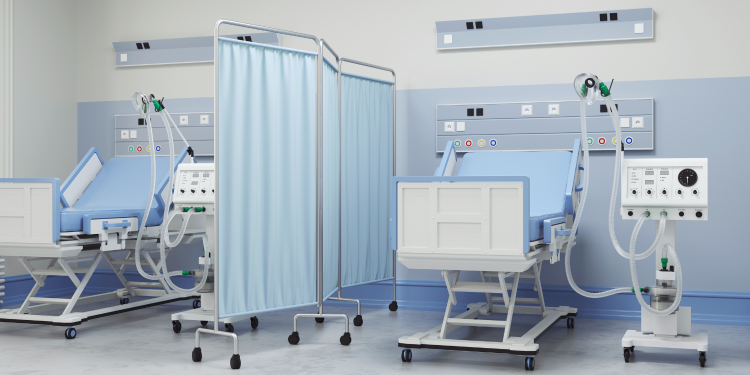 Taxa de transmissão chega ao menor índice do ano; ocupação das UTIs diminui para 81%