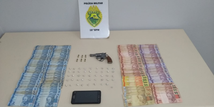 Polícia  Militar prende homem por posse ilegal de arma e tráfico de drogas em Guarapuava