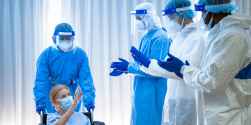 Paraná registra mais 2.218 casos e 93 óbitos em decorrência da Covid-19