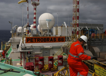 Petrobras assina acordo no pré-sal da Bacia de Santos