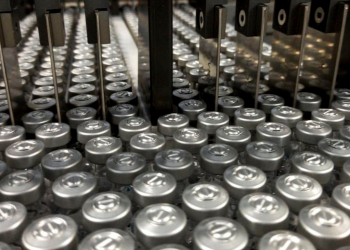 Publicada lei que permite indústrias veterinárias produzirem vacinas