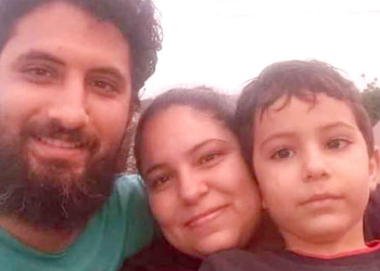 Esposa e filho de pastor preso em Cuba são despejados após pressão do governo comunista