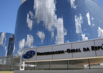 PGR pede abertura de inquérito sobre o presidente no caso Covaxin