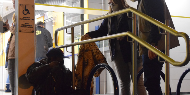 CREAS INTENSIFICA TRABALHO DE ABORDAGEM SOCIAL COM MORADORES DE RUA EM GUARAPUAVA