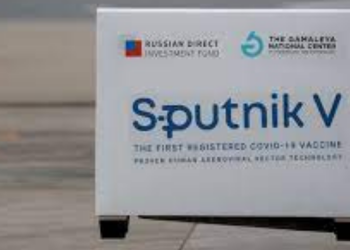 Com doses de reforço paradas, Argentina pressiona Rússia por atrasos da Sputnik V