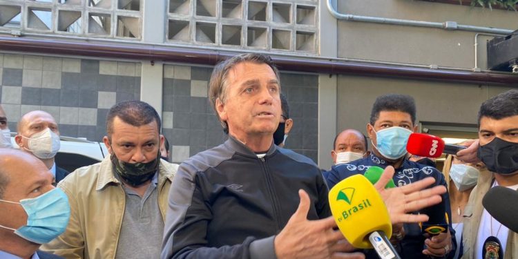 Presidente Jair Bolsonaro recebe alta médica