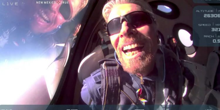 Virgin Galactic venderá passagens para voos espaciais