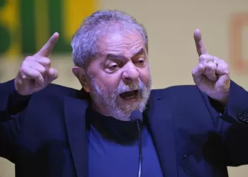 Lula promete regular a internet se voltar a ser presidente