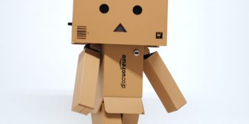 Amazon vai rastrear computadores de funcionários ‘para evitar fraudes’