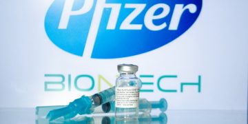 ‘Anvisa dos EUA’ garante registro definitivo para a vacina da Pfizer