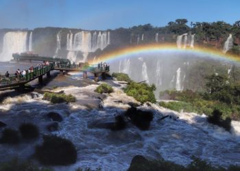 Com retomada em curso, o turismo paranaense corre o risco de um “apagão”?