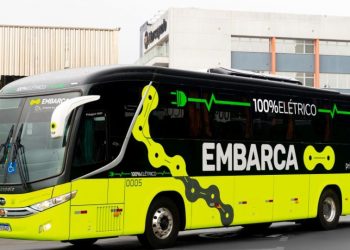 Empresa paranaense inicia teste pioneiro com ônibus elétrico produzido no Brasil